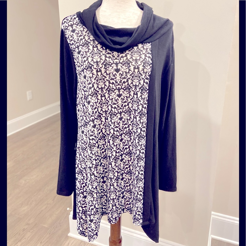 ❣️The Avenue New Tunic With Tags❣️